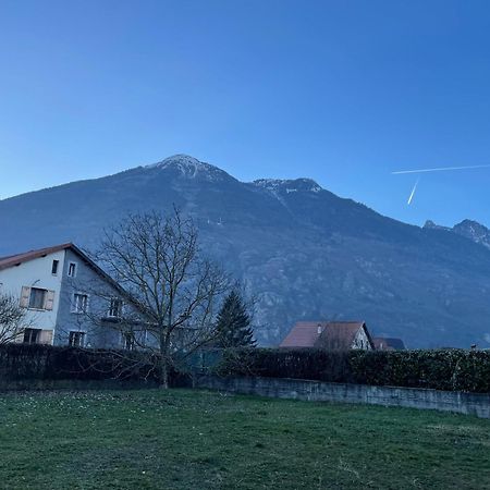 Au Pied De La Vallee Saint-Etienne-de-Cuines ภายนอก รูปภาพ