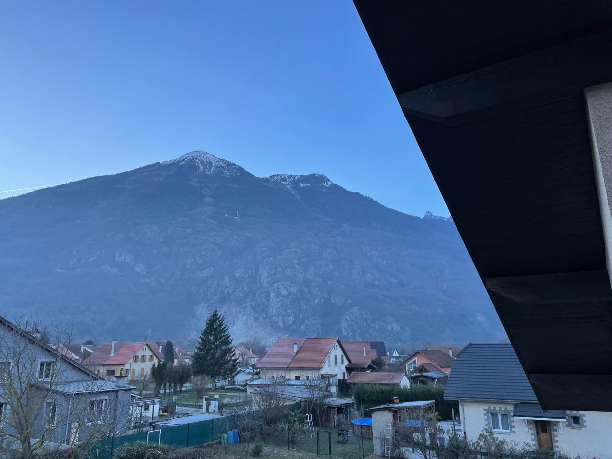 Au Pied De La Vallee Saint-Etienne-de-Cuines ภายนอก รูปภาพ